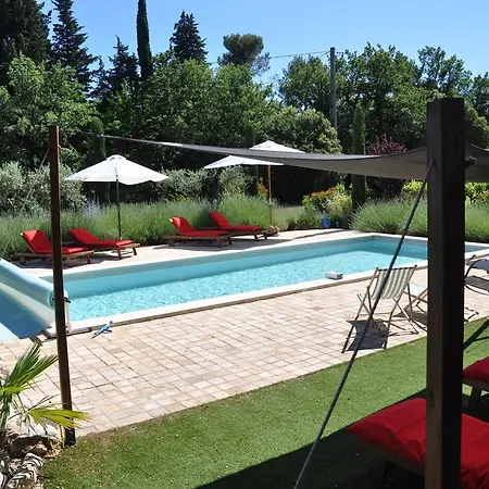 Le Clos Geraldy - D'hotes De Charme, Piscine Et Spa 4*